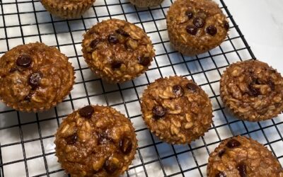 Peanut Butter Baked Oatmeal Muffins